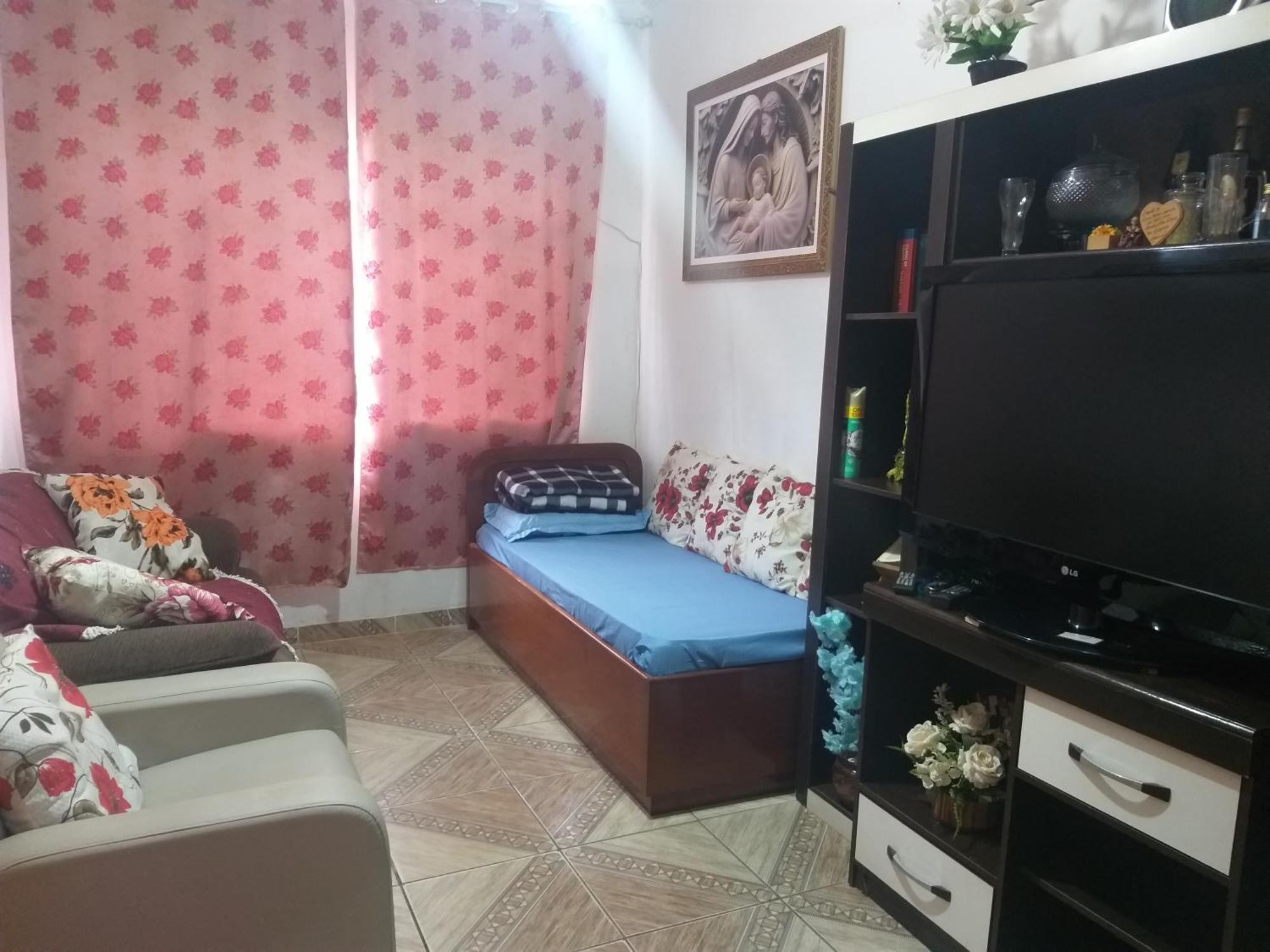 Casa Vo Doca, Preco Unico Pela Casa Inteira,Cabem Ate 10 Pessoas Ao Lado Da Basilica Aparecida *